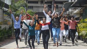 UK Board Class 10, 12 Result 2025 Declared: Official Website, Steps to Download, and What’s Next