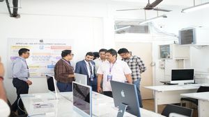 Before Choosing a Career Path, Students Must Have Self Understanding
