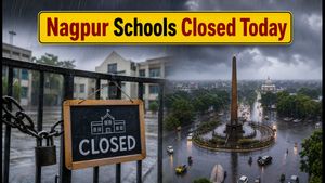 Heavy Rain Alert: Nagpur Declares Holiday for All Schools and Colleges Today