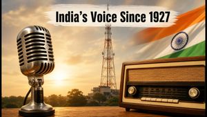 Celebrating National Broadcasting Day: The Voice That United India Since 1927