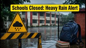Heavy Rain Alert: Palghar Schools and Colleges Closed Today – Latest Update