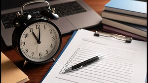 RRB Section Controller 2026: Last Chance to Apply Before Tonight’s Deadline
