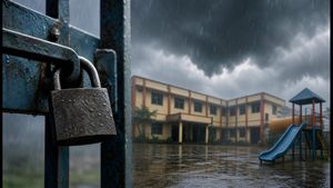 Heavy Rain Alert: Is Your School Closed Today? Check District-Wise List for UP and Odisha (Sep 26)
