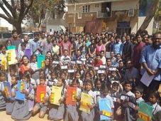 ಸ್ಯಾಮ್ಸಂಗ್ ಇಂಡಿಯಾ ಮತ್ತು ರಾಜ್ಯ ಸರ್ಕಾರ ಸಹಯೋಗದೊಂದಿಗೆ ಉಚಿತ ಸ್ಕೂಲ್ ಕಿಟ್ 