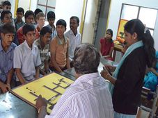 ಅಂಧ ಹಾಗೂ ಶ್ರವಣದೋಷವುಳ್ಳ ಮಕ್ಕಳಿಗೆ ಶಿಕ್ಷಕರಾಗಲು ಇಲ್ಲಿದೆ ಅವಕಾಶ