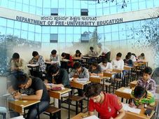 ಇನ್ನು ಮುಂದೆ ಕನ್ನಡ ಮೀಡಿಯಂ ವಿದ್ಯಾರ್ಥಿಗಳು ಇಂಗ್ಲಿಷ್ ನಲ್ಲಿ ಎಕ್ಸಾಂ ಬರೆಯಬಹುದು