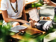 ಈ  5 ಅಂಶ ನೆನಪಿಟ್ಟುಕೊಂಡು ಆ ಮೇಲೆ ಜಾಬ್ ಹುಡುಕಿ... ಕೆಲಸ ಗ್ಯಾರಂಟಿ !