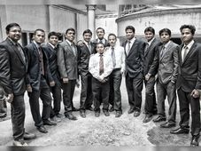 ಕಾಲೇಜಿನ ಮೊದಲ ದಿನ... ಸೆಂಟರ್ ಆಫ್ ಅಟ್ರಾಕ್ಷನ್ ಆಗುವುದು ಹೇಗೆ ಗೊತ್ತಾ?