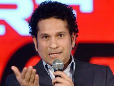 Sachin Tendulkar Birthday: ಸಚಿನ್ ತೆಂಡೂಲ್ಕರ್ ಬಗ್ಗೆ ನಿಮಗೆಷ್ಟು ಗೊತ್ತು ಅಂತಾ ನೋಡೋಣ ಬನ್ನಿ