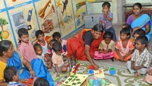 Chitradurga District Anganawadi Recruitment 2021 : 96 ಅಂಗನವಾಡಿ ಕಾರ್ಯಕರ್ತೆ ಮತ್ತು ಸಹಾಯಕಿ ಹುದ್ದೆಗಳ ನೇಮಕಾತಿ