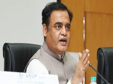 Penalty Fee For Medical Students : ನೀಟ್ ವಿಳಂಬ ಹಿನ್ನೆಲೆ ಕೋರ್ಸ್ ಬದಲಿಸಿದ ವಿದ್ಯಾರ್ಥಿಗಳ ದಂಡ ಶುಲ್ಕ ರದ್ದು