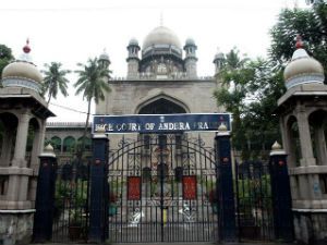 AP High Court gives relief on EAMCET 2013 Counselling Centres