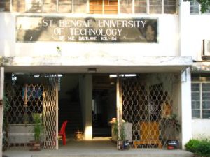Bengal varsity heads meet governor over lock-in incidents 