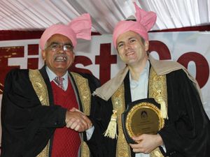 Government jobs must be last choice for Kashmiri youth: Omar