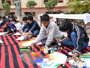 700 students vie at National Museum painting competition