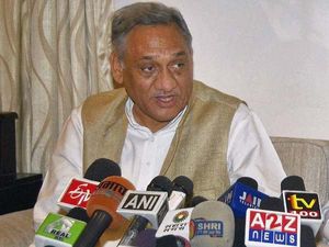 Giving job oriented education to youth, says Bahuguna