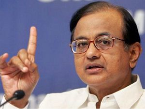 Chidambaram woos education loan borrowers
