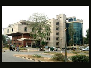 PGIMER, Chandigarh offers Ph.D in Medical courses admissions July 2014