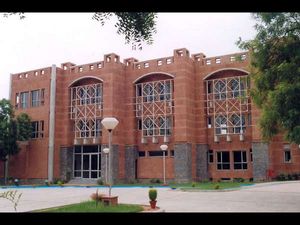 Jamia Hamdard University offers UG & PG courses admission 2014