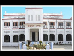 Over 20,000 students seek admissions in Patna University colleges