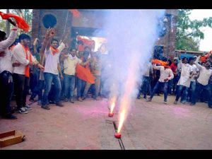 Delhi University VC resigns, Students celebrates