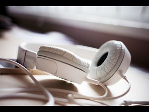 Is it okay for students to listen to music while studying?
