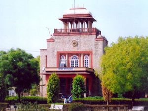 Rajasthan University offers admission for LL.B programme