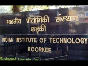 IIT Roorkee to Readmit Expelled Students