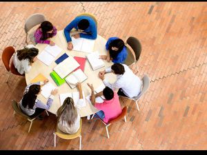 Conversational English Skills: Online course by Tsinghua University