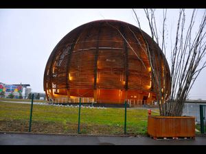 CERN interns from Taurian World School: Student Experience