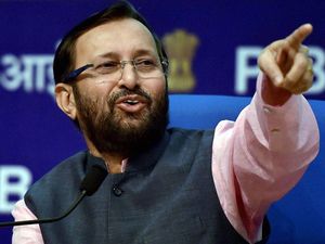 HRD Ministry holds discussions on proposed 20 world class varsities