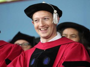 Mark Zuckerberg Graduates After 13 Years From Harvard University, Gives Ideas for Success