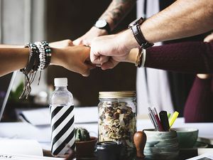 10 Skills To Acquire Through An Internship 