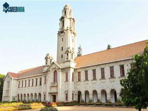 Top 10 Private or Deemed Universities In India 