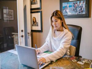 Teaching Tips And Skills For Engaging Students In Online Classes 