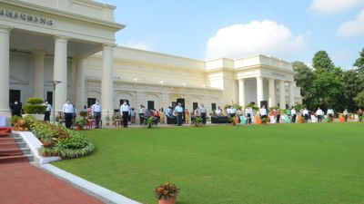 IIT Roorkee To Offer Certification Course In HR Management, Analytics To Professionals 