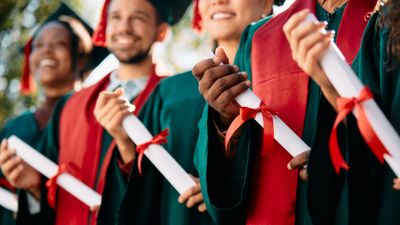 Certificate Courses for Students persuing BA or MA Sociology : Career Opportunities, Expected Salary and More