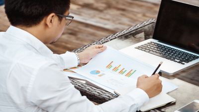 Top 7 Finance Career Options in India