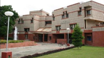 IIT Kanpur Launches eMasters in Renewable Energy and e-Mobility