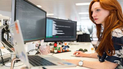 10 Top Industries To Work In the upcoming year 2024
