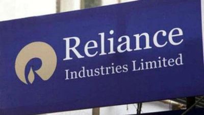 Reliance Industries offer Graduate Engineer Trainee Programme to Hire Engineers