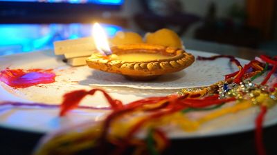 Raksha Bandhan 2024: Essay on Raksha Bandhan for School Kids
