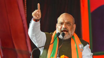 BJP Pledges ₹18,000 for Women, ₹3,000 Travel Allowance for Students in J&K Election Manifesto