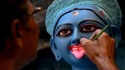 Essay on Kali Puja for Kids in 100, 300, and 500 Words