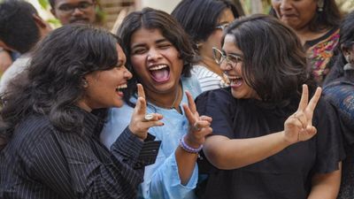 UPSC ESE 2025: Application Window Closes Tomorrow, Details Here
