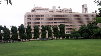 IIT Delhi Records 1,200+ Job Offers in the 2024-25 Placement Season