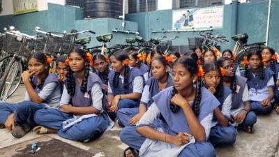 CBSE Extends Single Girl Child Scholarship Deadline, Check the Date Here