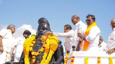 Statue Of Tamil Poet Thiruvalluvar Unveiled In Cebu