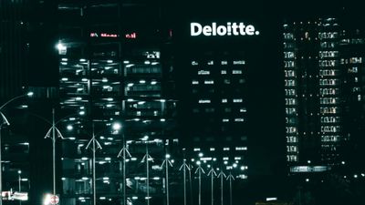 Deloitte Hiring Freshers: Associate Analyst Role in HR Analytics – Apply Now