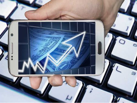 3.मोबाइल डेवलपर-